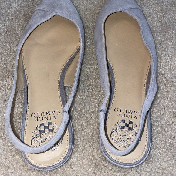 Vince Camuto Jasenia Light Grey Suede Closed
Point-Toe Sling-Back Slip-On Flats - Picture 4 of 7